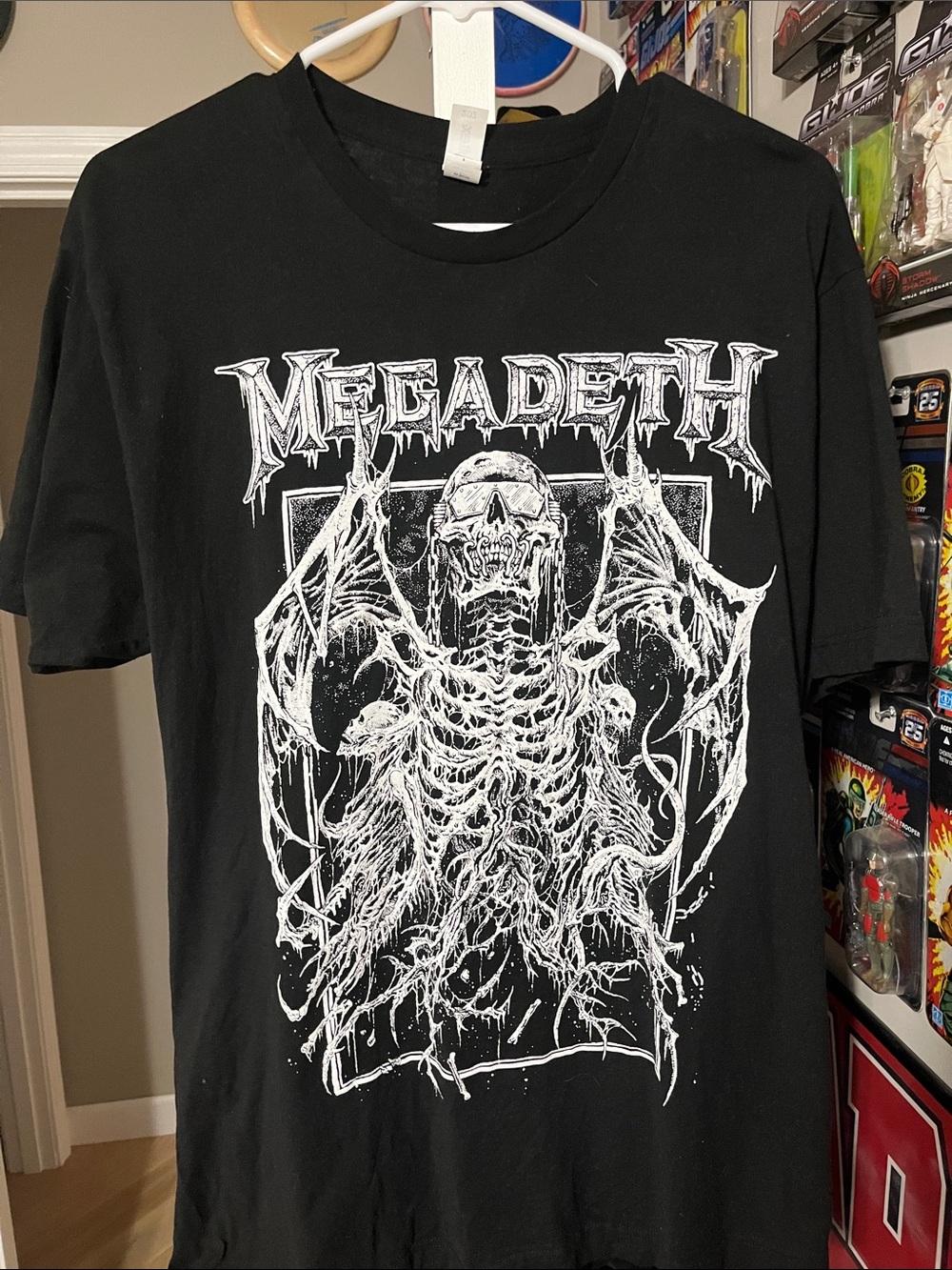 Megadeth Black Short-Sleeve Graphic Tee — White Skeleton Artwork